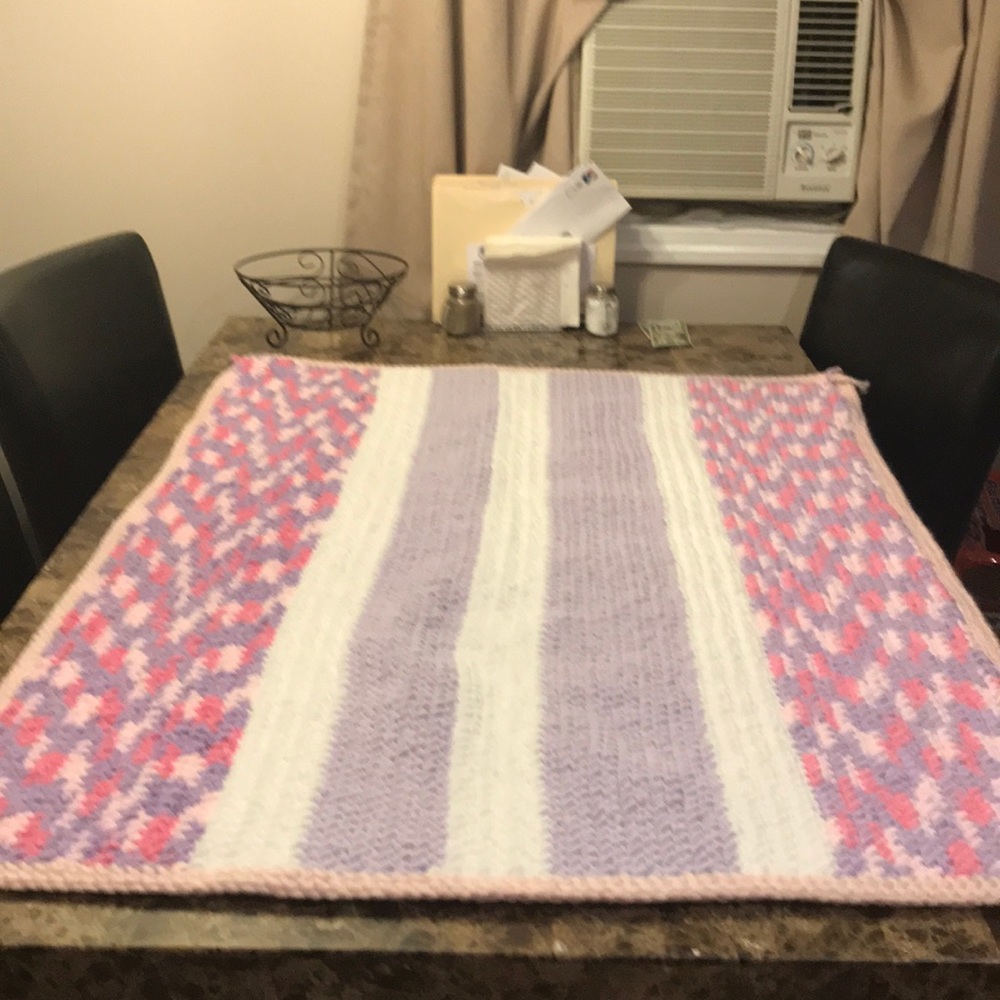 Baby girl crib,crocheted blanket